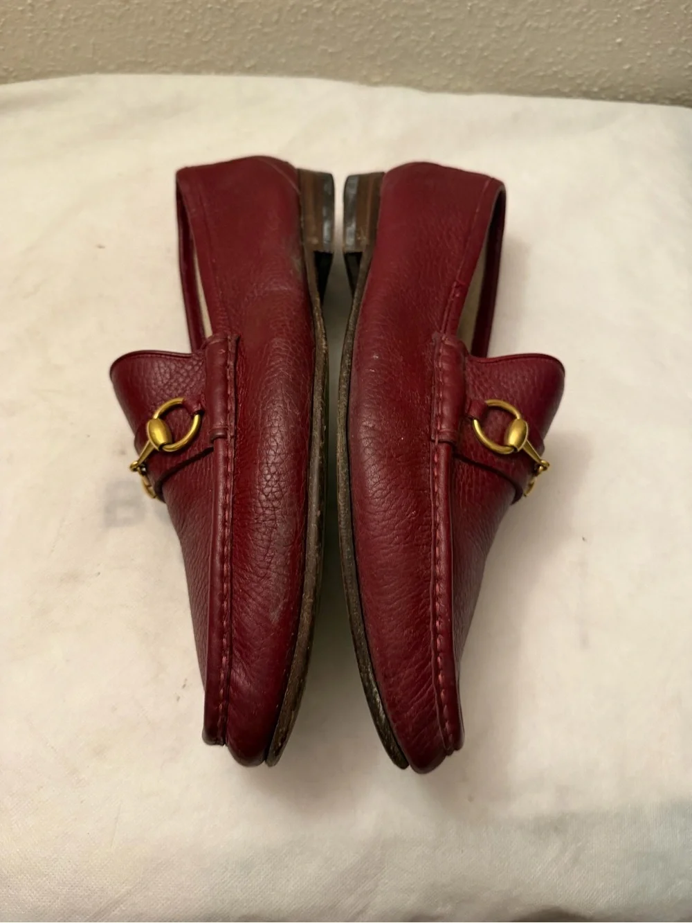Gucci Burgundy Leather Horsebit Loafers, pre-owned, gently used,SZ10